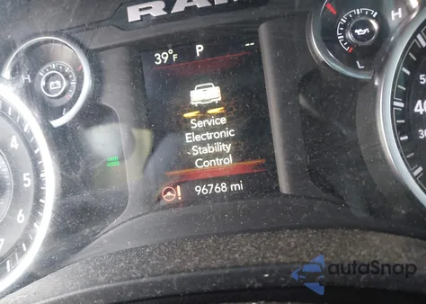 2020 Ram 1500 Big Horn 4X4 5'7 Box из США, поврежденный, VIN 1C6RRFFG7LN231514